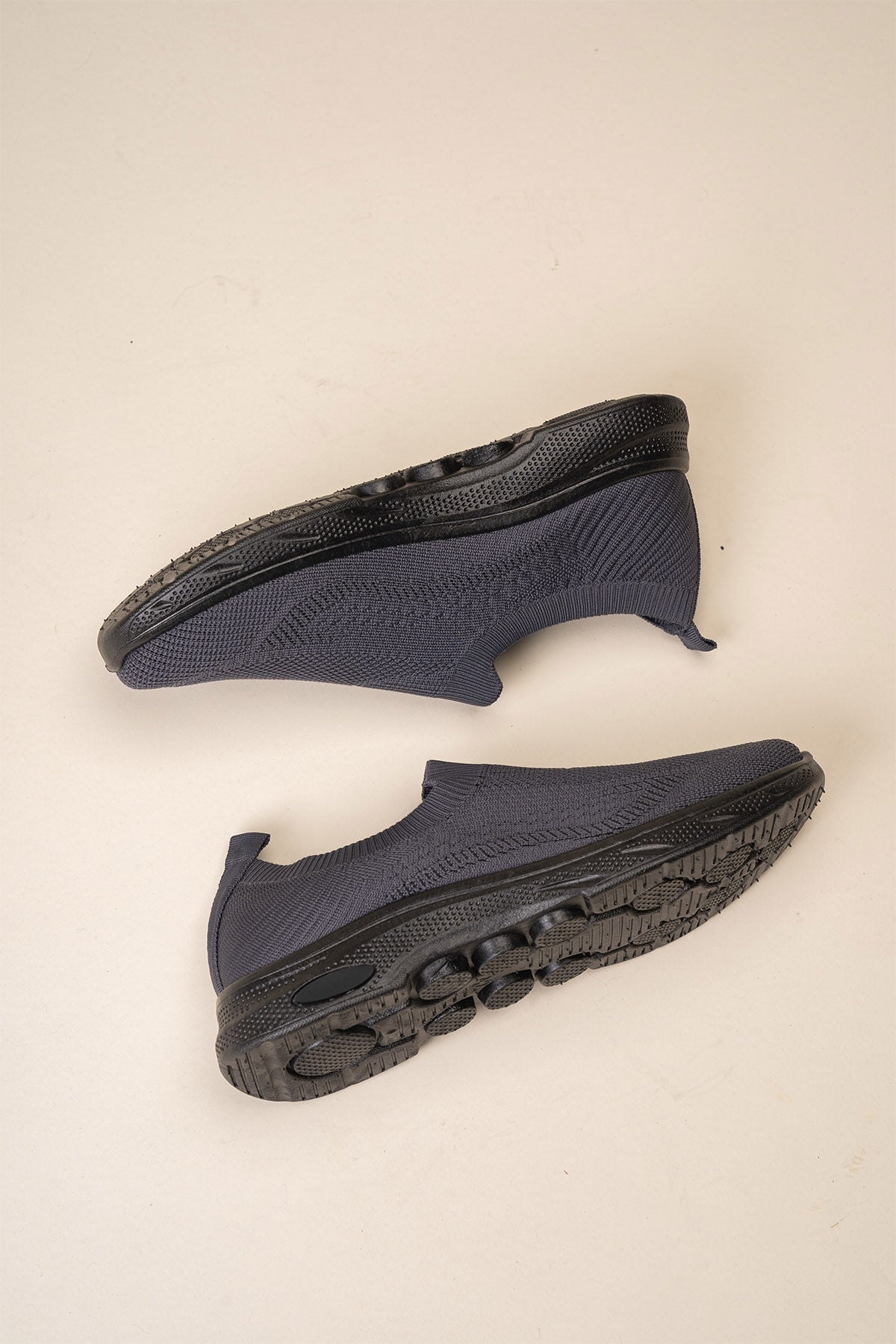 Zapatilla Deportiva Hombre Gris Conu Chinitown Chinitown